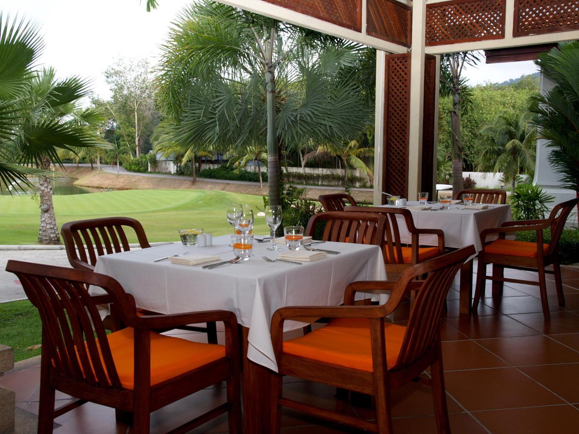 Mission Hills Phuket Golf Resort-Sha Extra Plus Por Bay Exterior photo