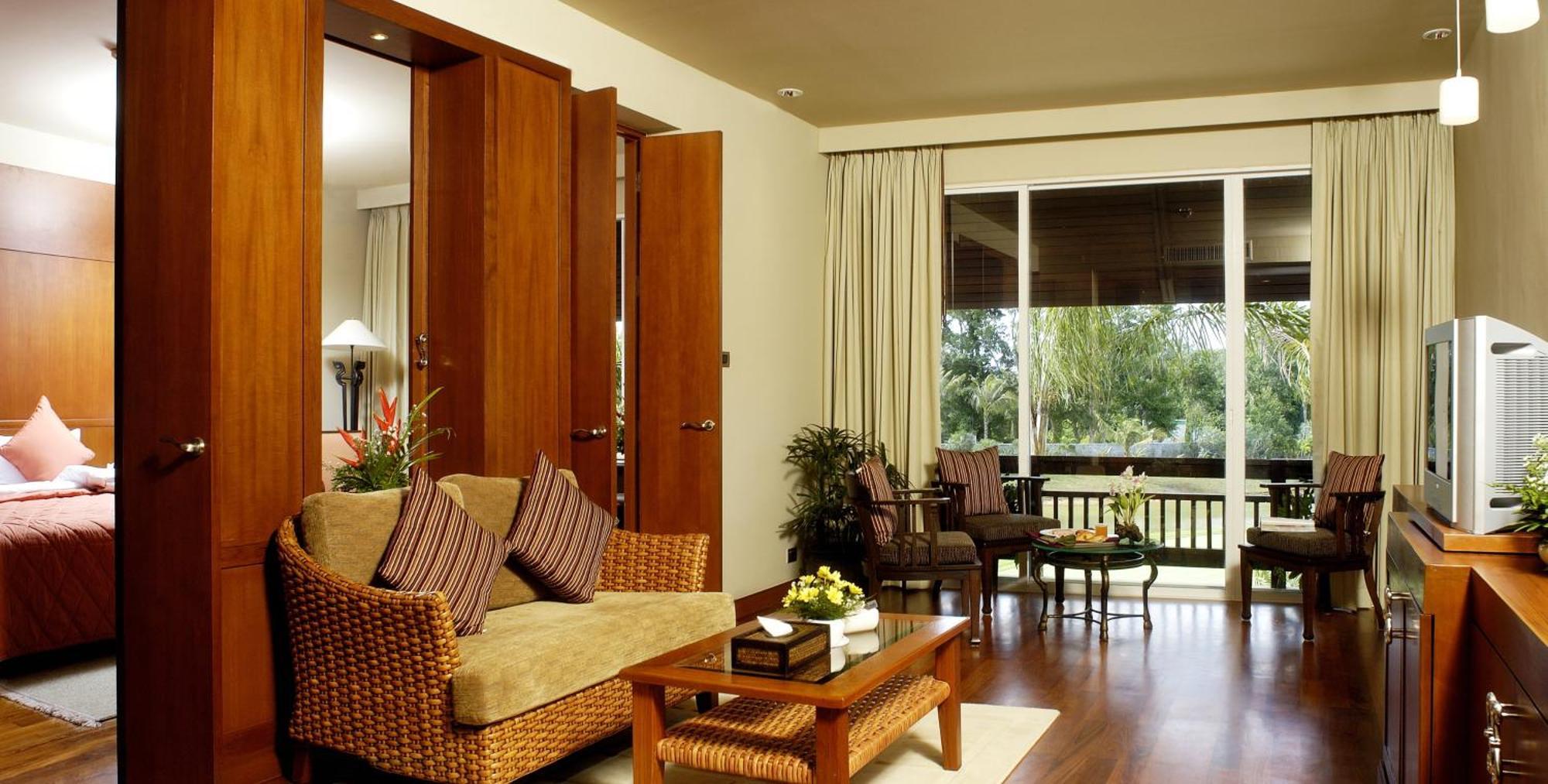 Mission Hills Phuket Golf Resort-Sha Extra Plus Por Bay Exterior photo