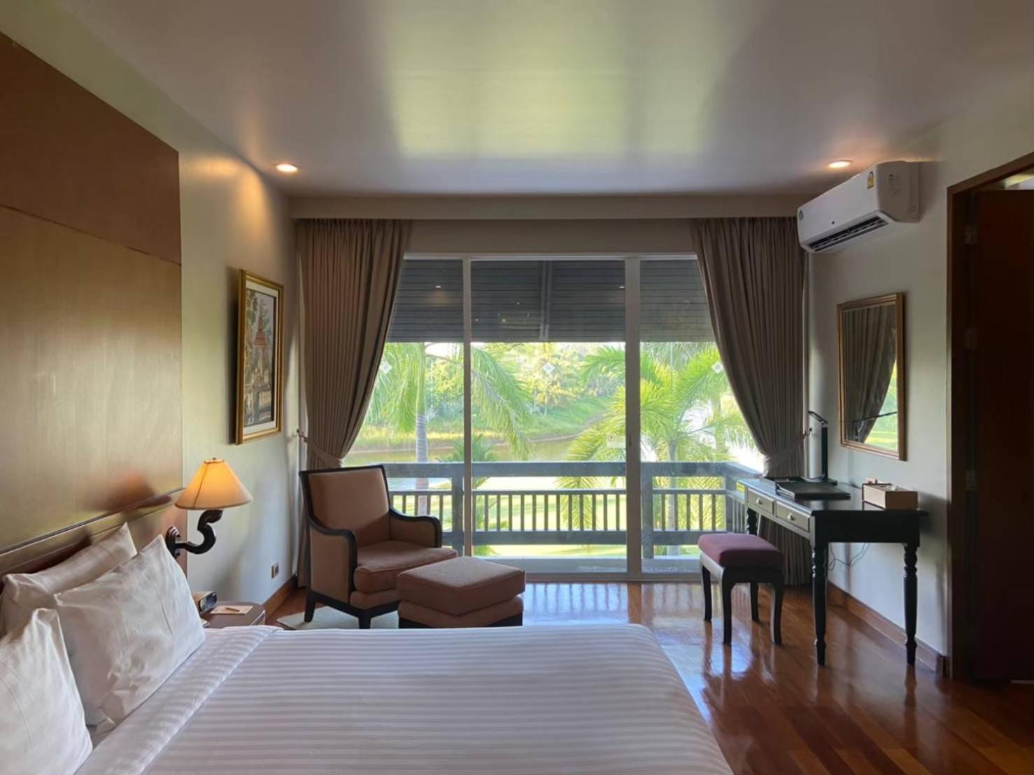 Mission Hills Phuket Golf Resort-Sha Extra Plus Por Bay Exterior photo