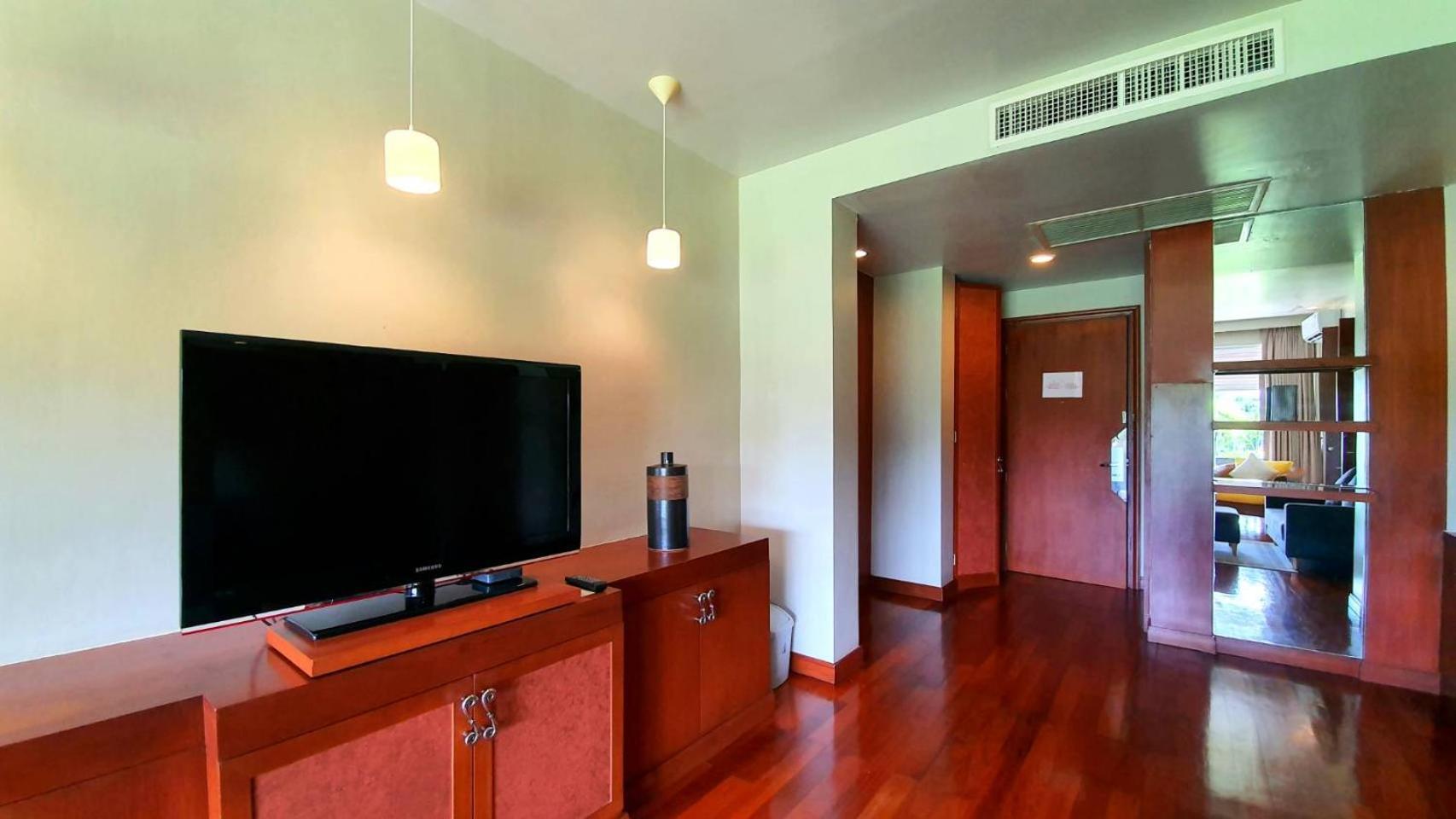Mission Hills Phuket Golf Resort-Sha Extra Plus Por Bay Exterior photo