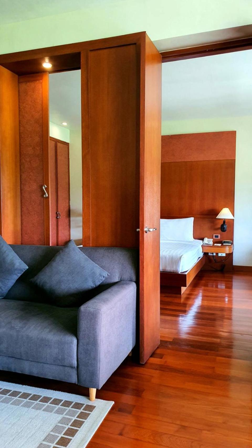 Mission Hills Phuket Golf Resort-Sha Extra Plus Por Bay Exterior photo